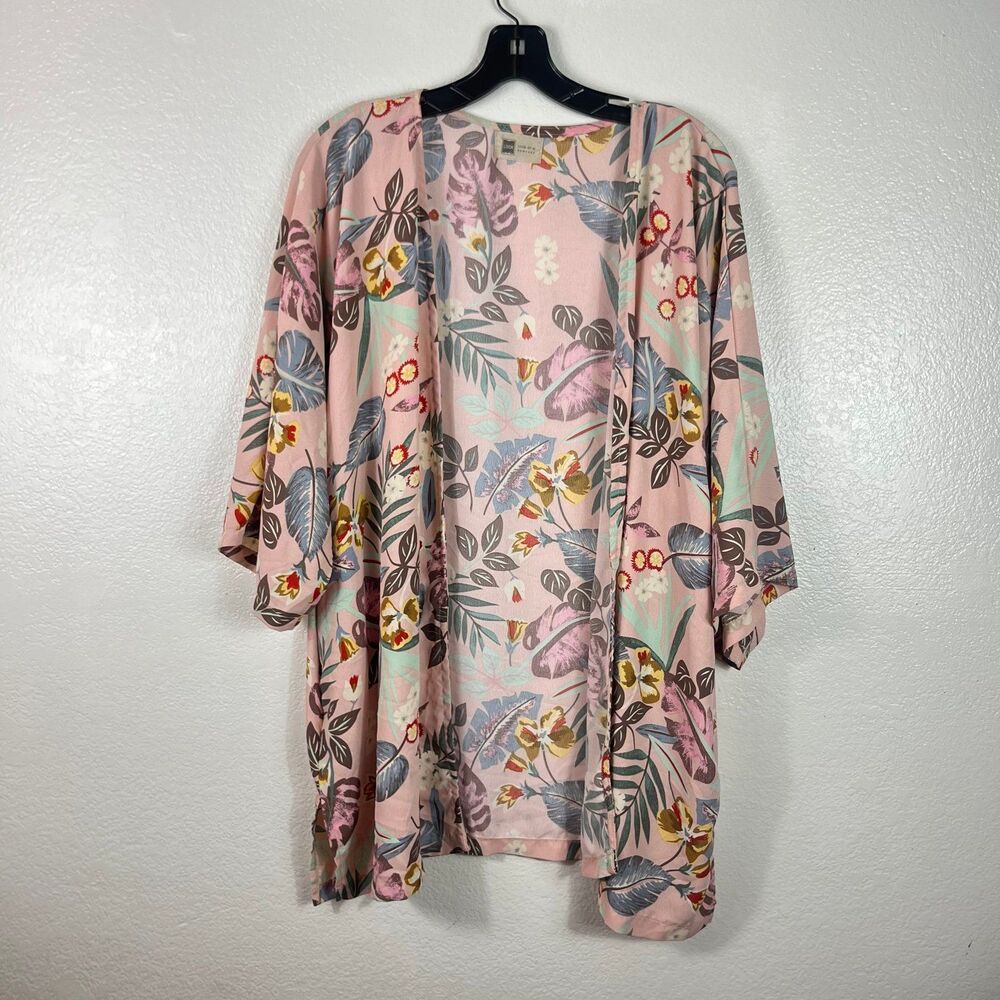 LOOK by New York Pink Floral Kimono one size